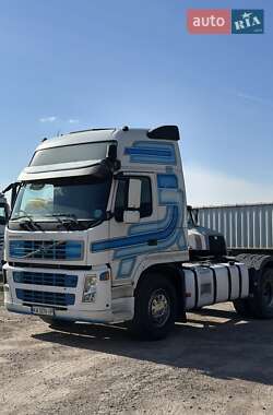 Тягач Volvo FM 12 2010 в Киеве
