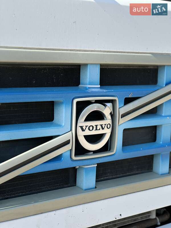 Тягач Volvo FM 12 2010 в Киеве