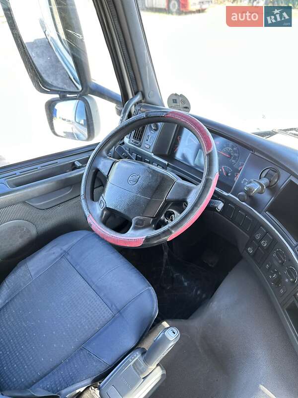 Тягач Volvo FM 12 2010 в Киеве