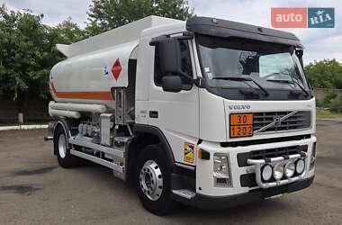 Бензовоз Volvo FM 13 2008 в 