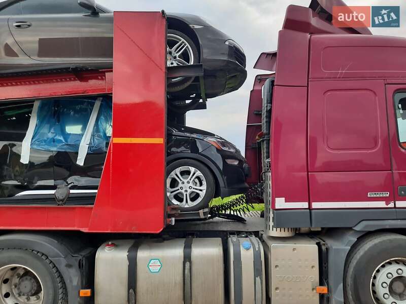 Тягач Volvo FM 13 2013 в Киеве