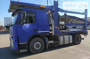 Автовоз Volvo FM 9 2003 в Ровно