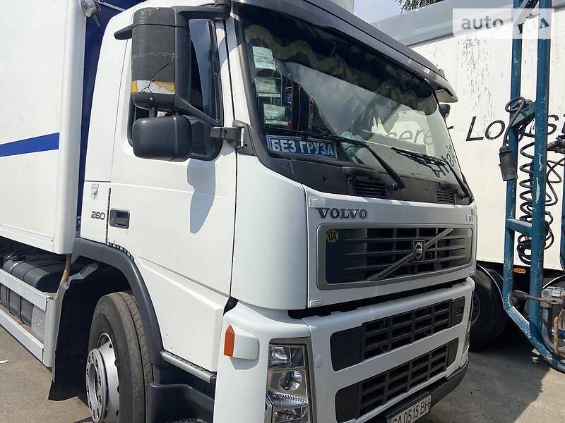 Рефрижератор Volvo FM 9 2006 в Черкасах