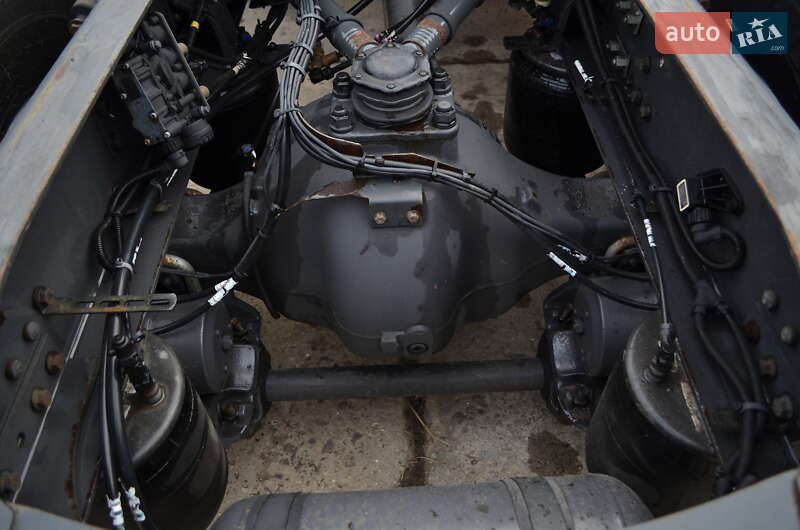 Тягач Volvo FM 9 2011 в Львові