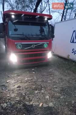 Автовоз Volvo FM 9 2011 в 