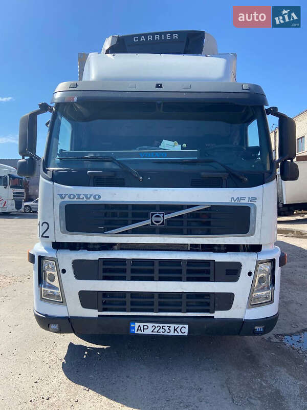 Рефрижератор Volvo FM 9 2002 в 