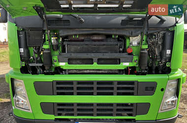 Самосвал Volvo FM 9 2010 в 