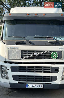 Тягач Volvo FM 9 2007 в Днепре