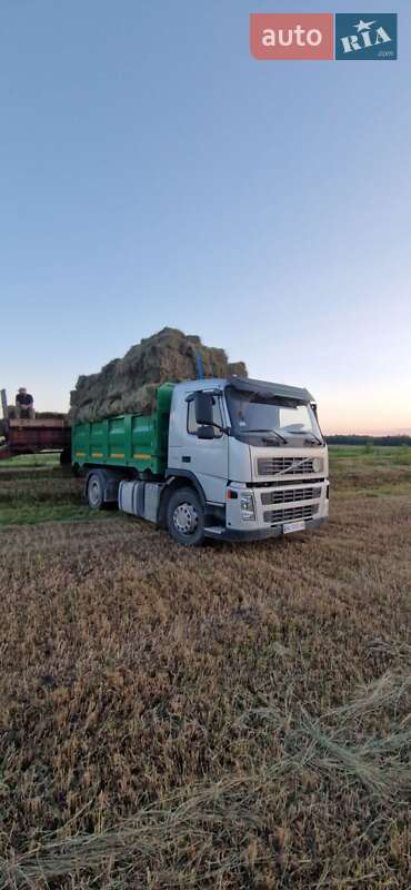 Самосвал Volvo FM 9 2009 в Сарнах