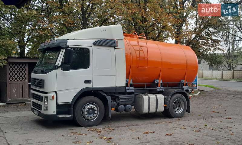 Машина ассенизатор (вакуумная) Volvo FM 9 2008 в Белгороде-Днестровском