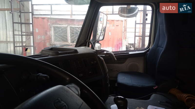 Тягач Volvo FM 9 2008 в Одессе
