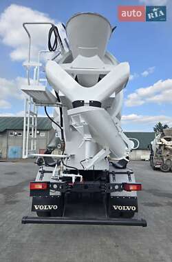 Бетономешалка (Миксер) Volvo FMX 11 2010 в 