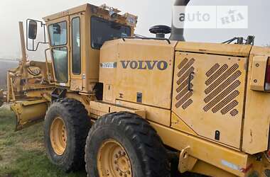 Автогрейдер Volvo G 930 2003 в 
