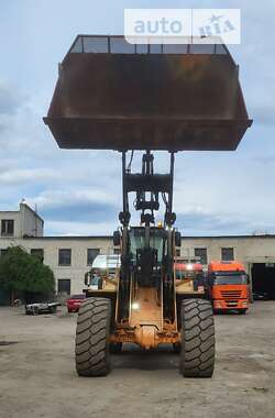 Фронтальный погрузчик Volvo L 180 2007 в Киеве