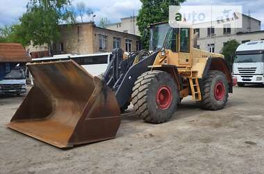 Фронтальні навантажувачі Volvo L 180 2007 в Києві