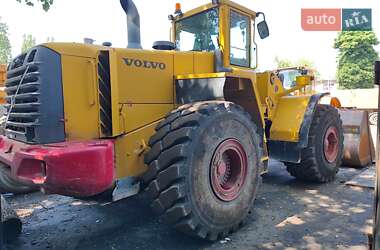 Фронтальный погрузчик Volvo L 220E 2005 в Киеве