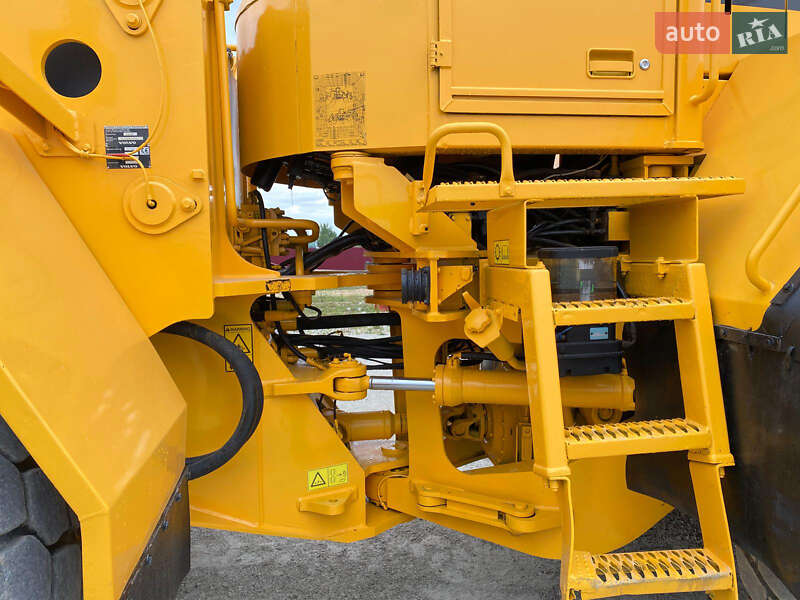 Фронтальный погрузчик Volvo L 220G 1998 в Львове фото 17 Фронтальный погрузчик Volvo L 220G 1998 в Львове
