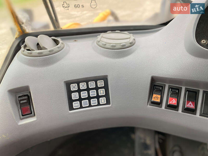 Фронтальный погрузчик Volvo L 220G 1998 в Львове фото 66 Фронтальный погрузчик Volvo L 220G 1998 в Львове