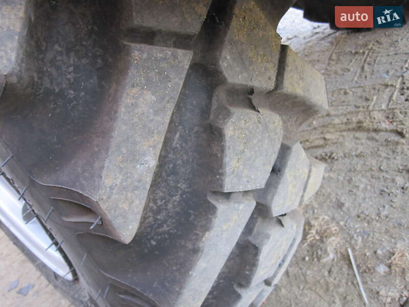 Фронтальні навантажувачі Volvo L30B 2002 в Вінниці