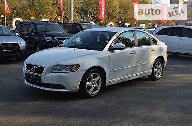 Седан Volvo S40 2011 в Киеве