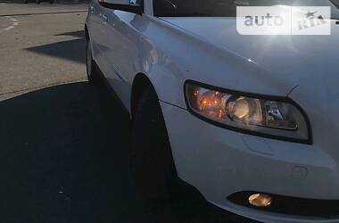 Седан Volvo S40 2010 в 