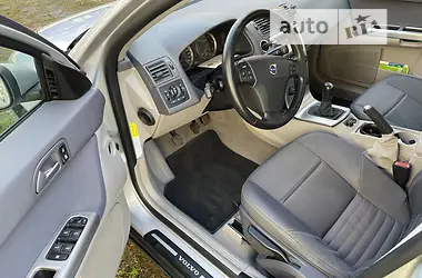 Volvo S40 2005