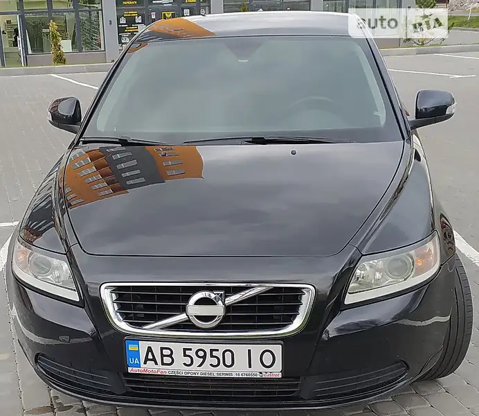 Volvo S40 2011
