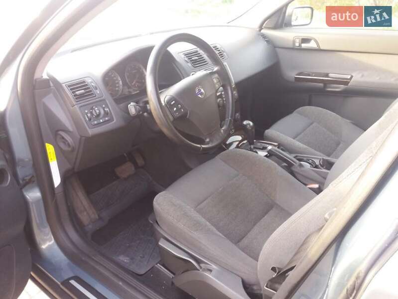 Седан Volvo S40 2004 в Береговому