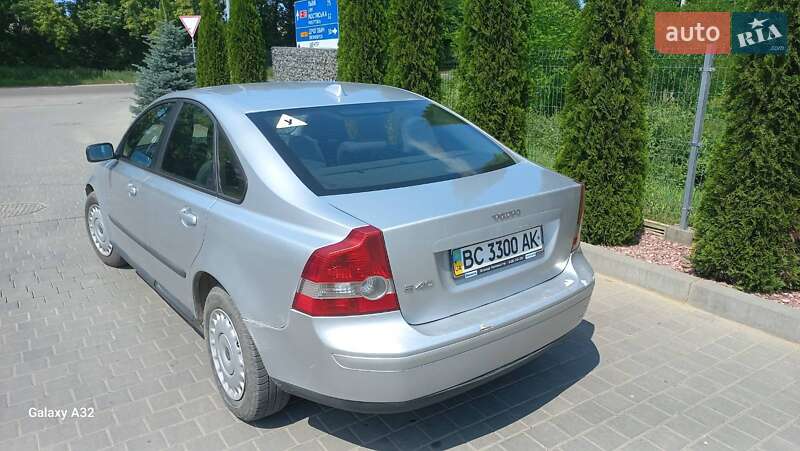 Седан Volvo S40 2005 в Самборі