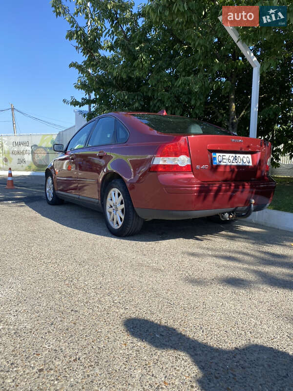 Седан Volvo S40 2005 в Чернівцях