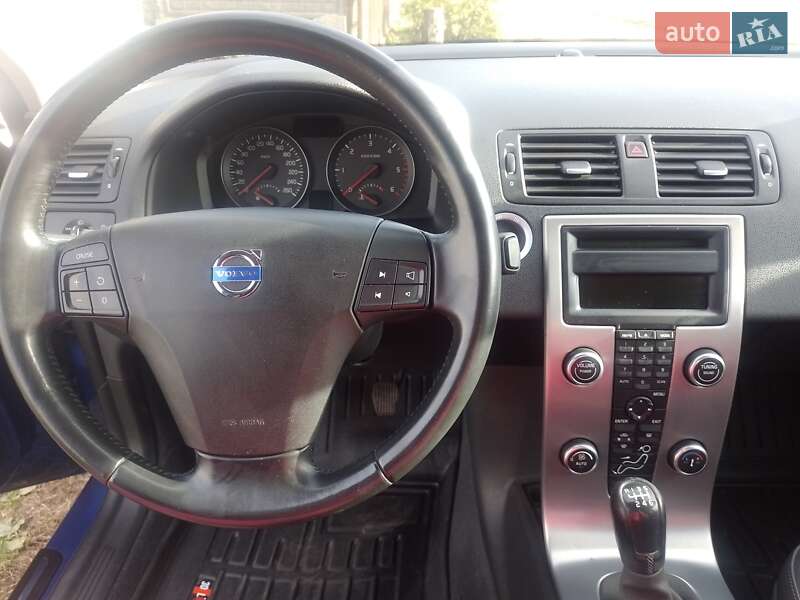 Седан Volvo S40 2008 в Львові