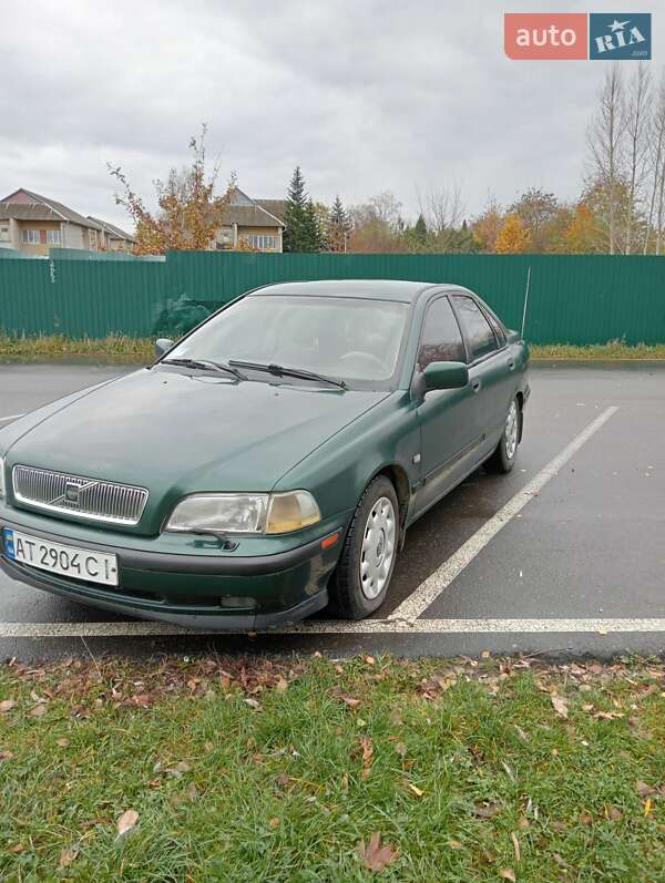 Volvo S40 1998