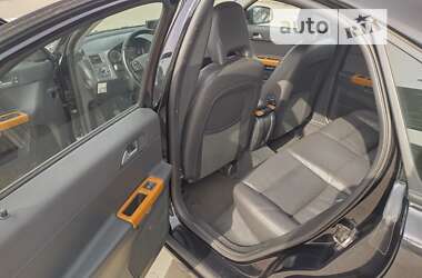 Седан Volvo S40 2012 в 