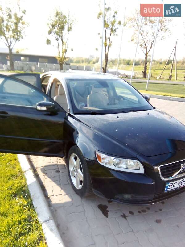 Седан Volvo S40 2007 в Львове