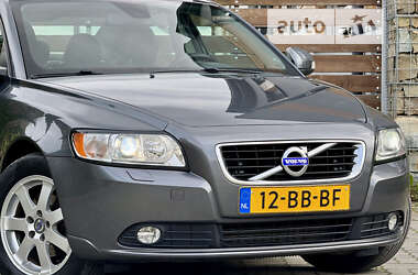 Седан Volvo S40 2011 в Стрию