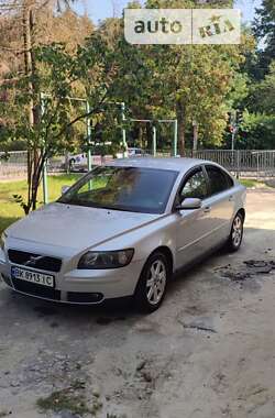 Седан Volvo S40 2005 в Гоще