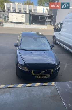 Седан Volvo S40 2009 в Киеве