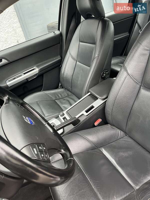 Седан Volvo S40 2010 в Чернигове фото 5 Седан Volvo S40 2010 в Чернигове