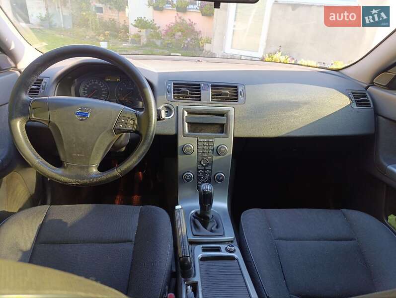 Седан Volvo S40 2008 в Сумах