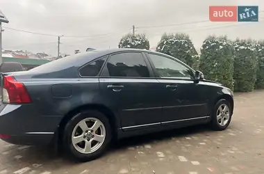 Volvo S40 2010