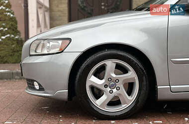 Седан Volvo S40 2011 в Стрые