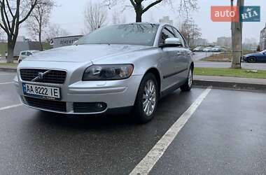 Седан Volvo S40 2006 в Києві