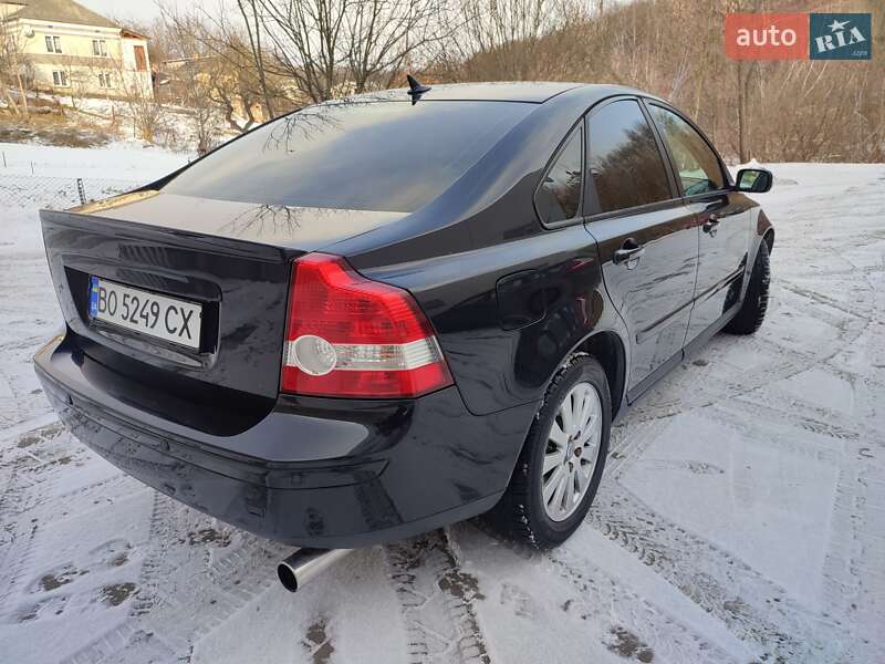 Седан Volvo S40 2004 в Тернополе