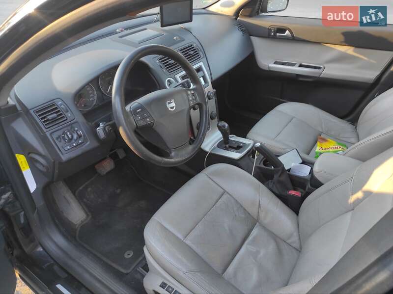 Седан Volvo S40 2004 в Лубнах