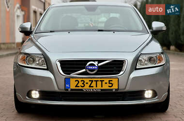 Седан Volvo S40 2011 в Стрые