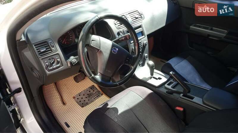 Седан Volvo S40 2012 в Тернополе фото 5 Седан Volvo S40 2012 в Тернополе