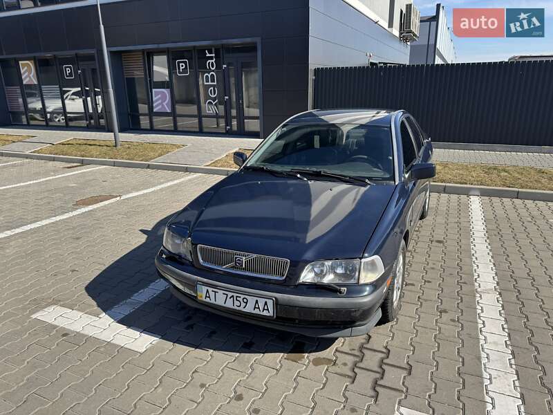 Седан Volvo S40 2000 в Івано-Франківську