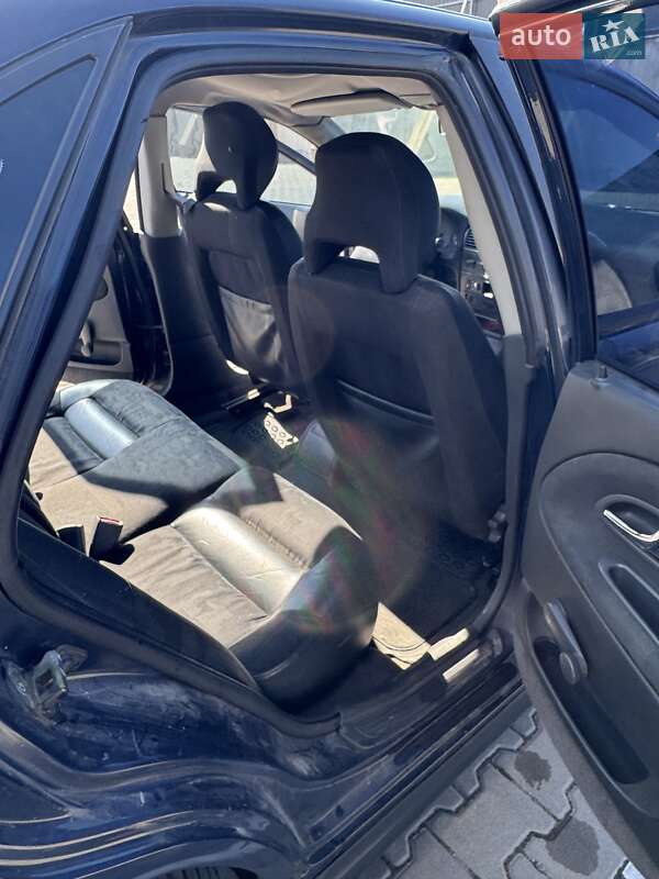Седан Volvo S40 2000 в Івано-Франківську