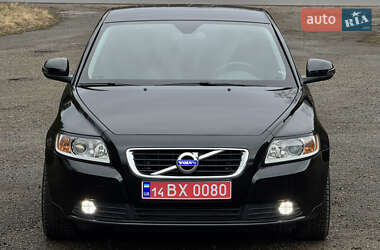 Седан Volvo S40 2012 в Стрые