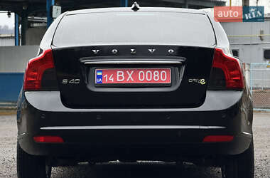 Седан Volvo S40 2012 в Стрые